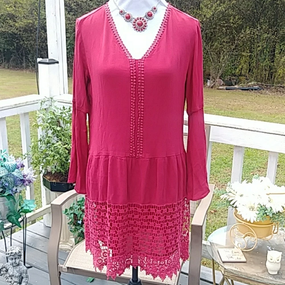 Beautiful red tunic top with crochet details